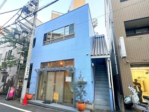 Tomorrow外観写真