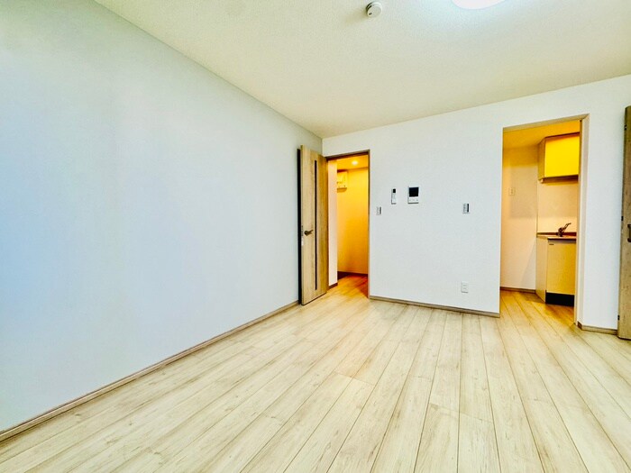 物件内観写真9　(居室)