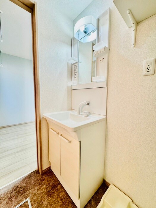 物件内観写真13　(洗面)