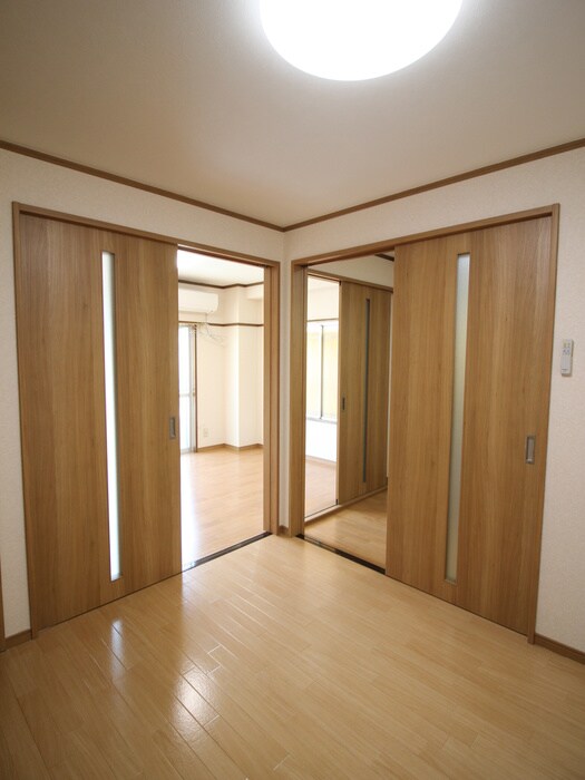 物件内観写真9　(居室)