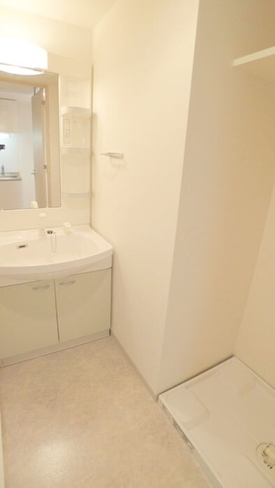 物件内観写真11　(洗面)