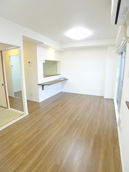 物件内観写真10　(居室)