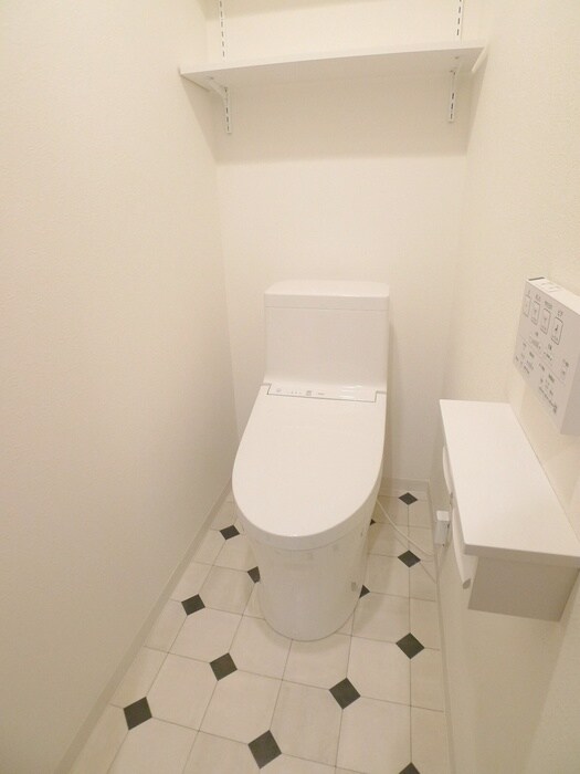 物件内観写真13　(トイレ)