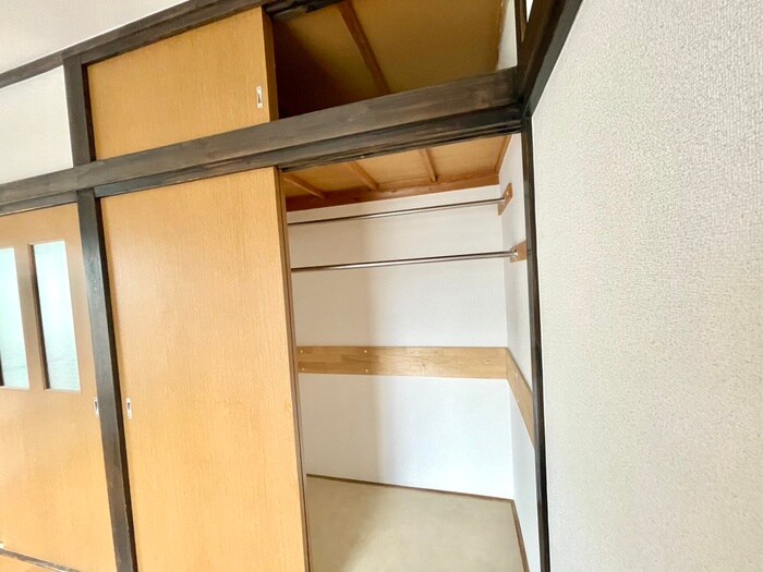 物件内観写真4　(収納)