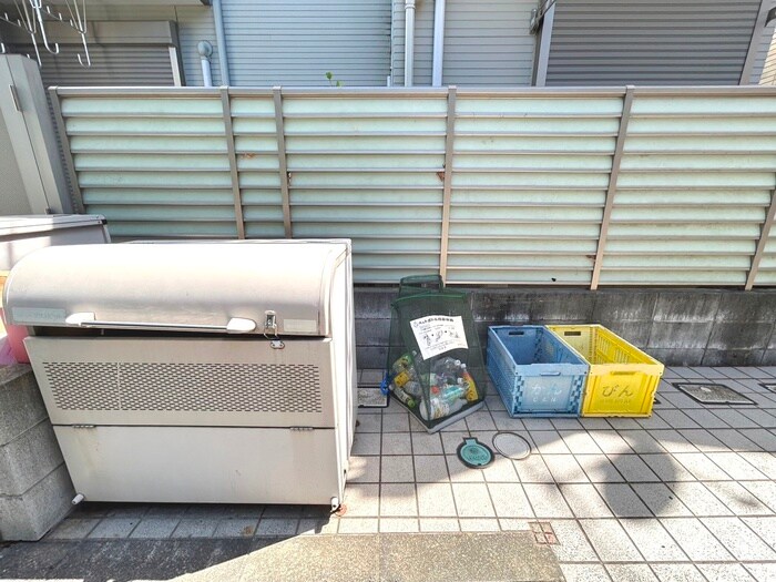 物件外観写真6　(建物設備)