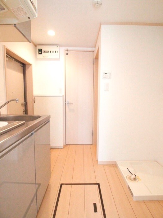 物件内観写真15　(廊下)