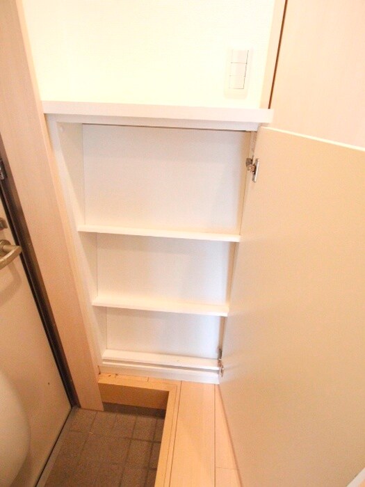 物件内観写真20　(靴箱)