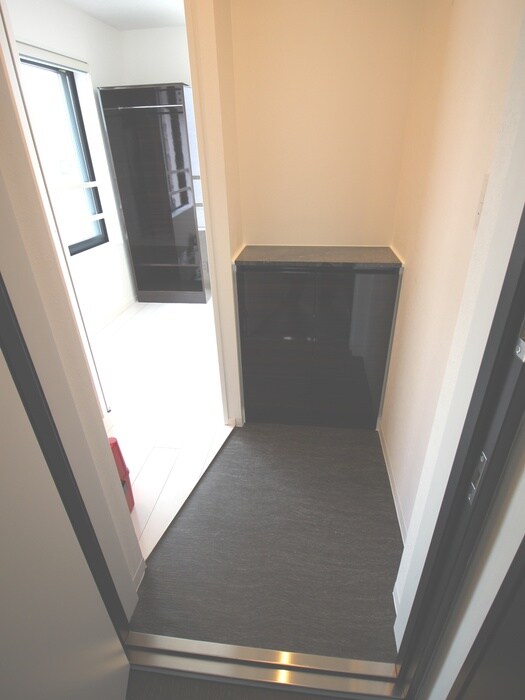 物件内観写真20　(玄関)