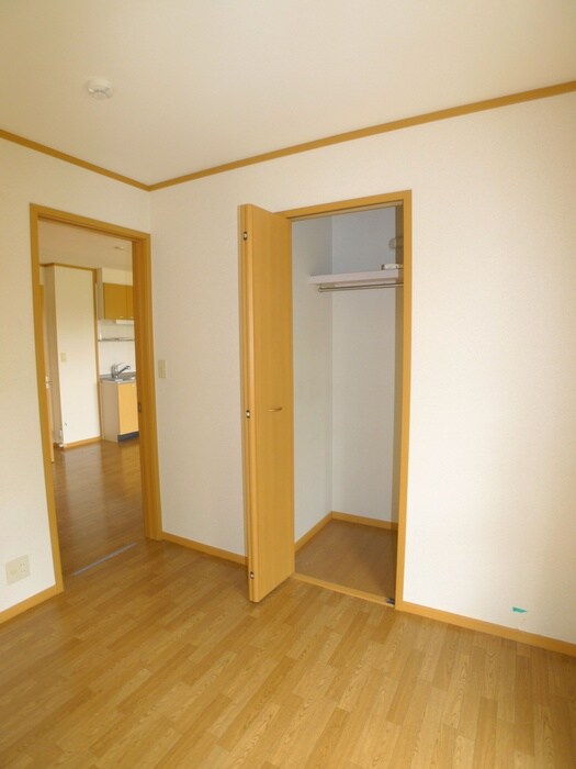 物件内観写真11　(収納)