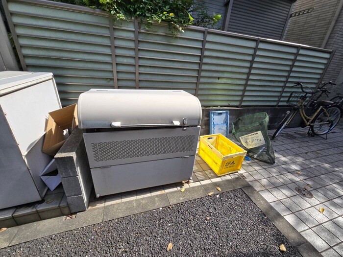 物件外観写真4　(建物設備)