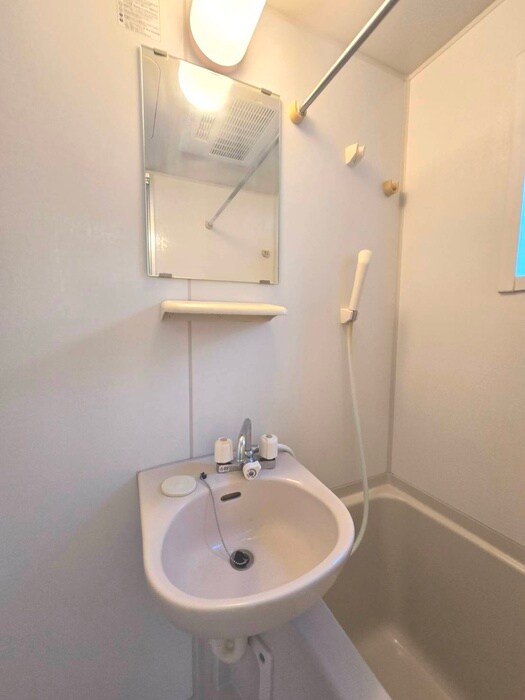 物件内観写真18　(洗面)