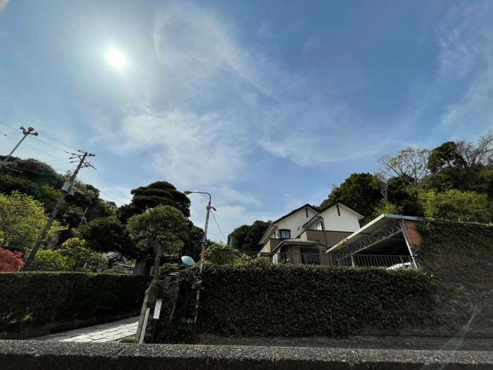 物件内観写真22　(室内からの展望)