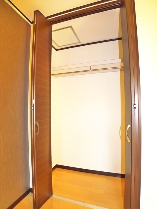 物件内観写真10　(収納)