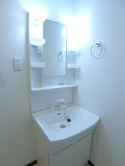 物件内観写真13　(洗面)