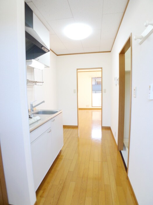 物件内観写真18　(廊下)