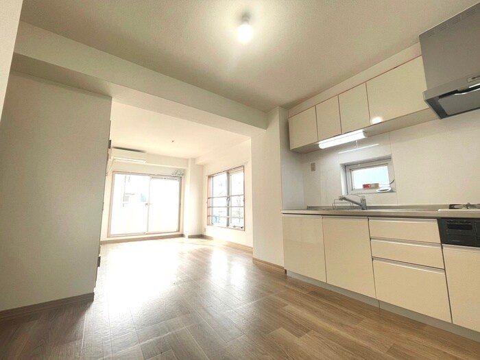 物件内観写真10　(居室)