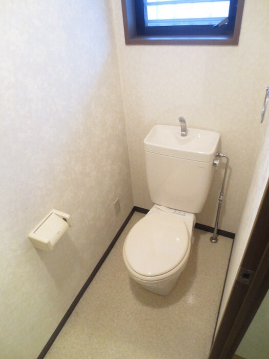 物件内観写真13　(トイレ)