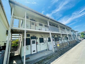 下島荘D棟外観写真