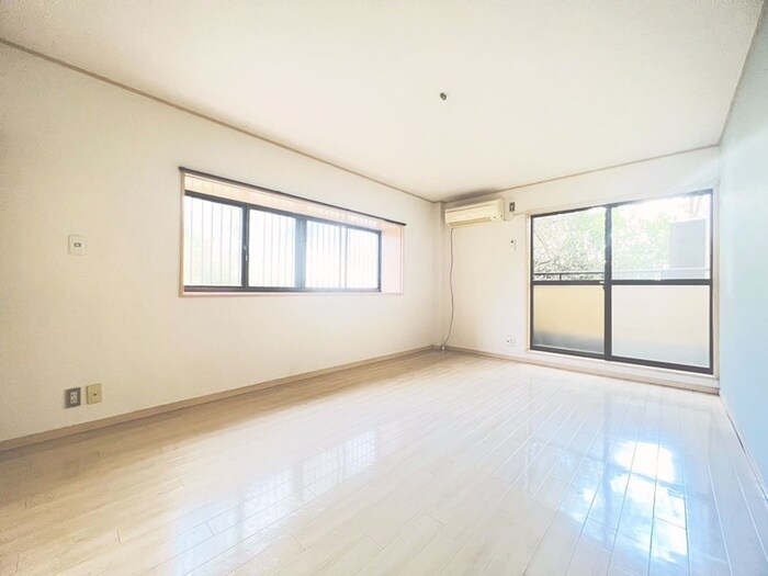 物件内観写真5　(居室)