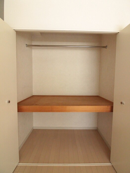 物件内観写真9　(収納)