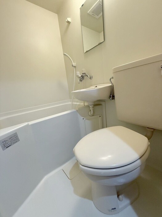 物件内観写真13　(トイレ)