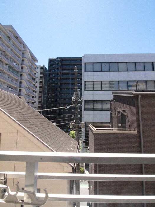 物件内観写真18　(室内からの展望)