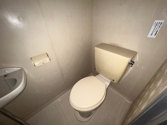 物件内観写真11　(トイレ)