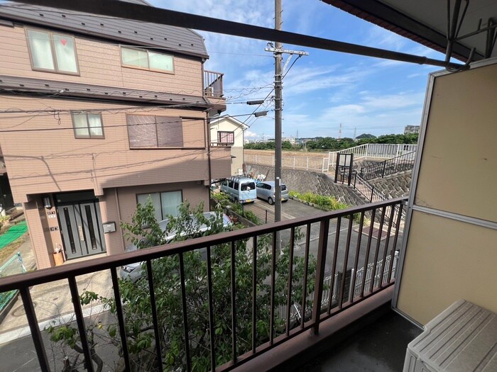 物件内観写真16　(室内からの展望)