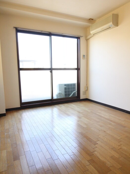 物件内観写真18　(居室)