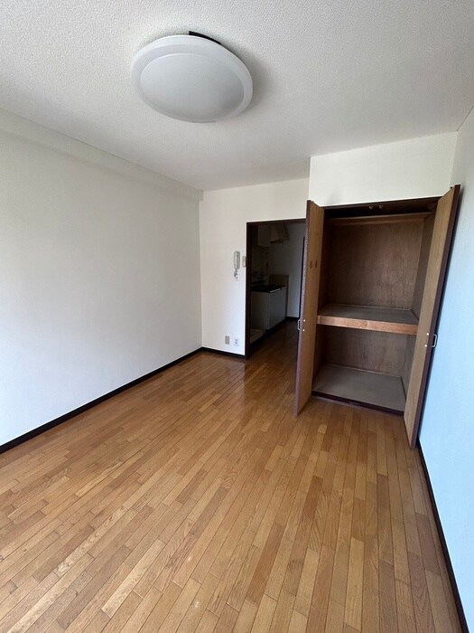 物件内観写真19　(居室)