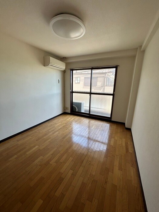 物件内観写真22　(居室)