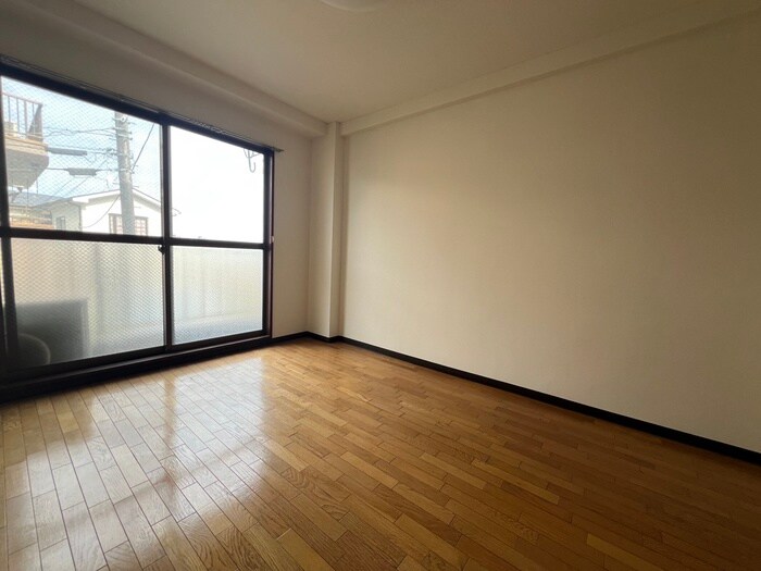 物件内観写真22　(居室)