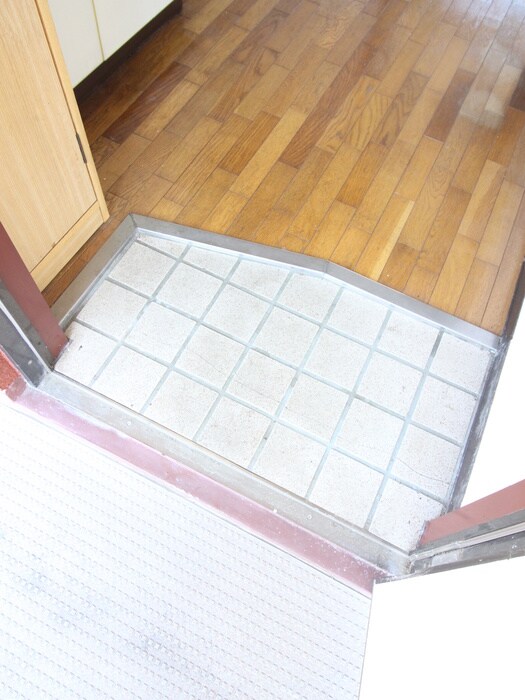 物件内観写真22　(玄関)