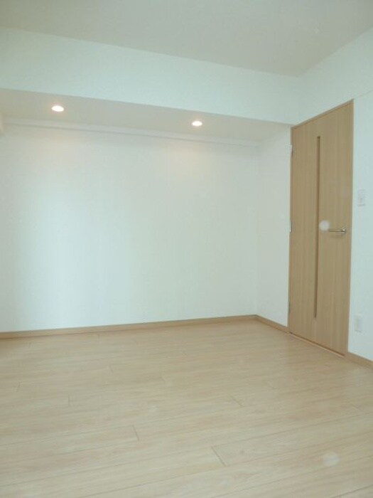 物件内観写真4　(居室)