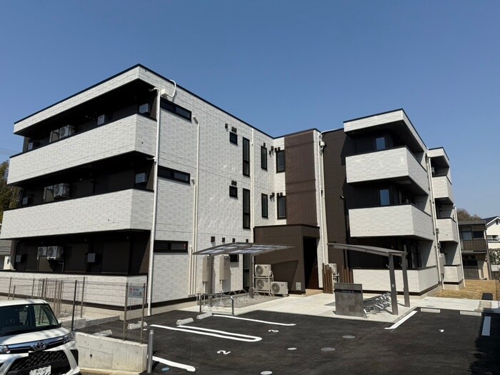 Ｓａｌｉｃｅ　Ｋの物件外観写真