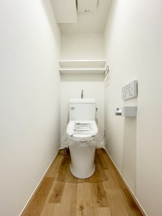 物件内観写真12　(トイレ)