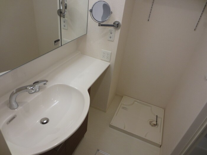 物件内観写真9　(洗面)