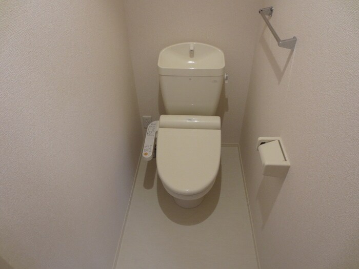 物件内観写真11　(トイレ)