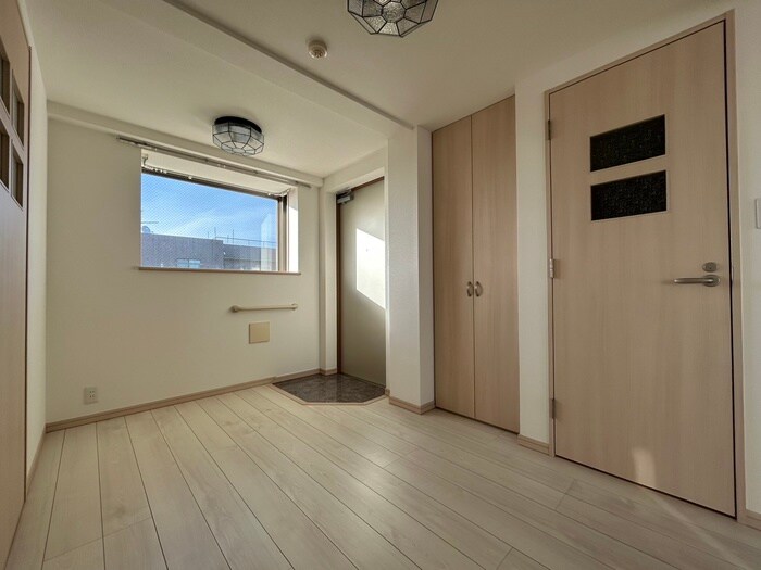 物件内観写真10　(居室)