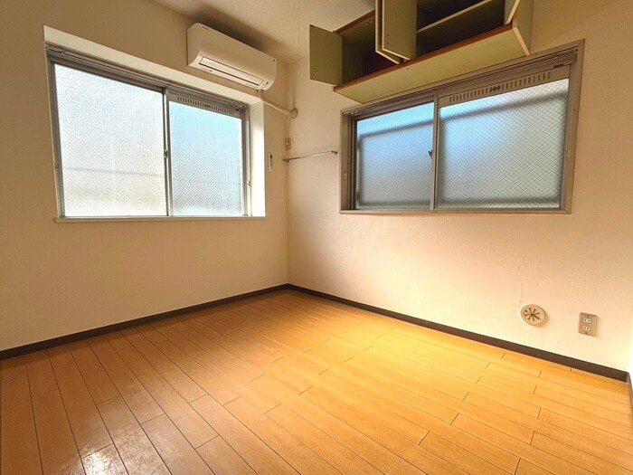 物件内観写真21　(居室)