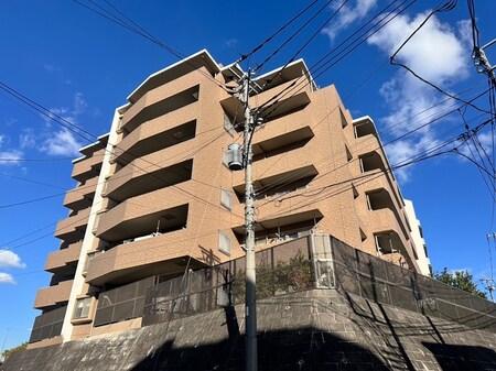 ﾗｲｵﾝｽﾞｽﾃｰｼﾞ東戸塚（410）外観写真
