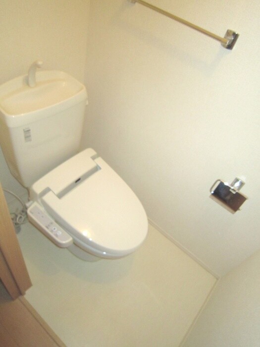 物件内観写真10　(トイレ)