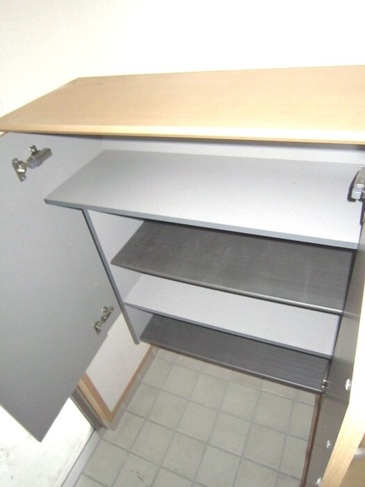 物件内観写真13　(靴箱)