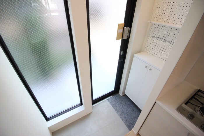 物件内観写真17　(玄関)