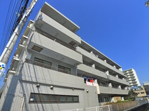 セゾン西船外観写真