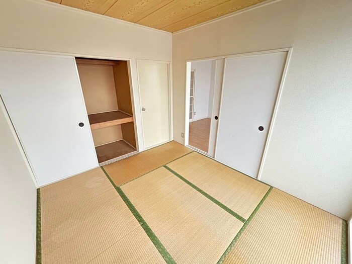 物件内観写真9　(居室)