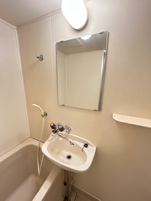 物件内観写真16　(洗面)