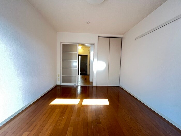 物件内観写真15　(居室)