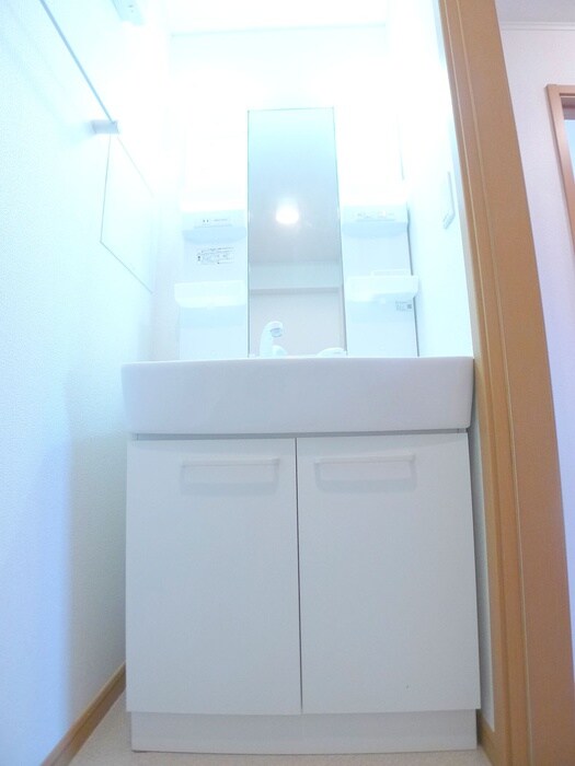 物件内観写真12　(洗面)