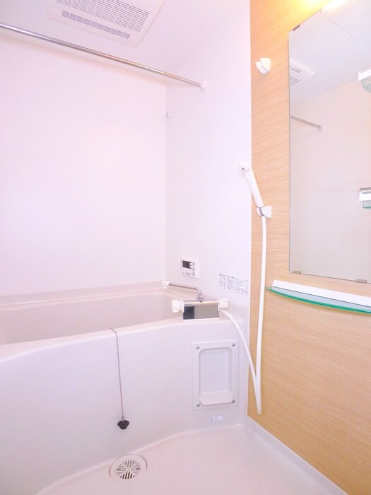 物件内観写真13　(バス／シャワールーム等)